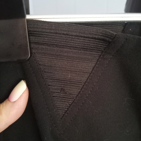 Reitmans Classic Black Straight Leg Pants - Picture 4 of 5